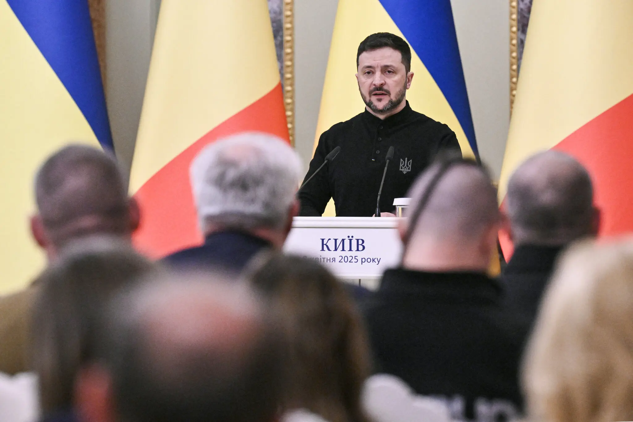 Зеленський заявляє про захоплення двох китайських бійців, що боролись за Росію